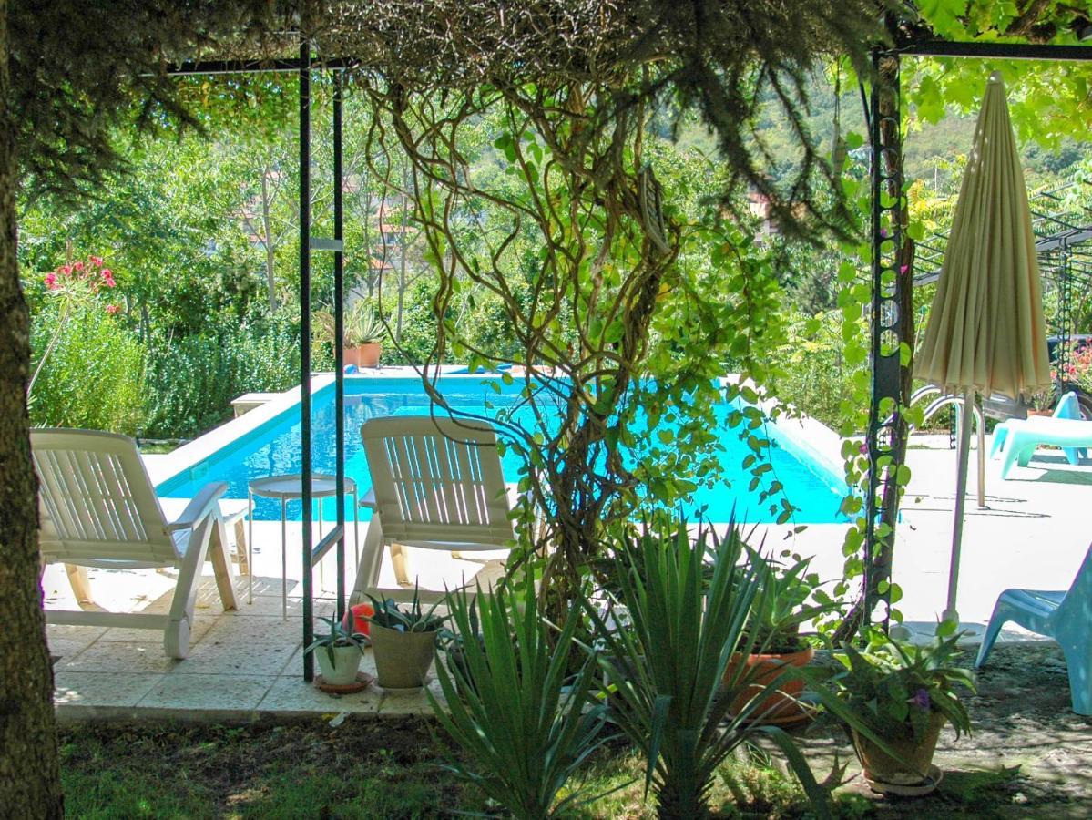 Villa Regina Serafina Balcic Exterior foto