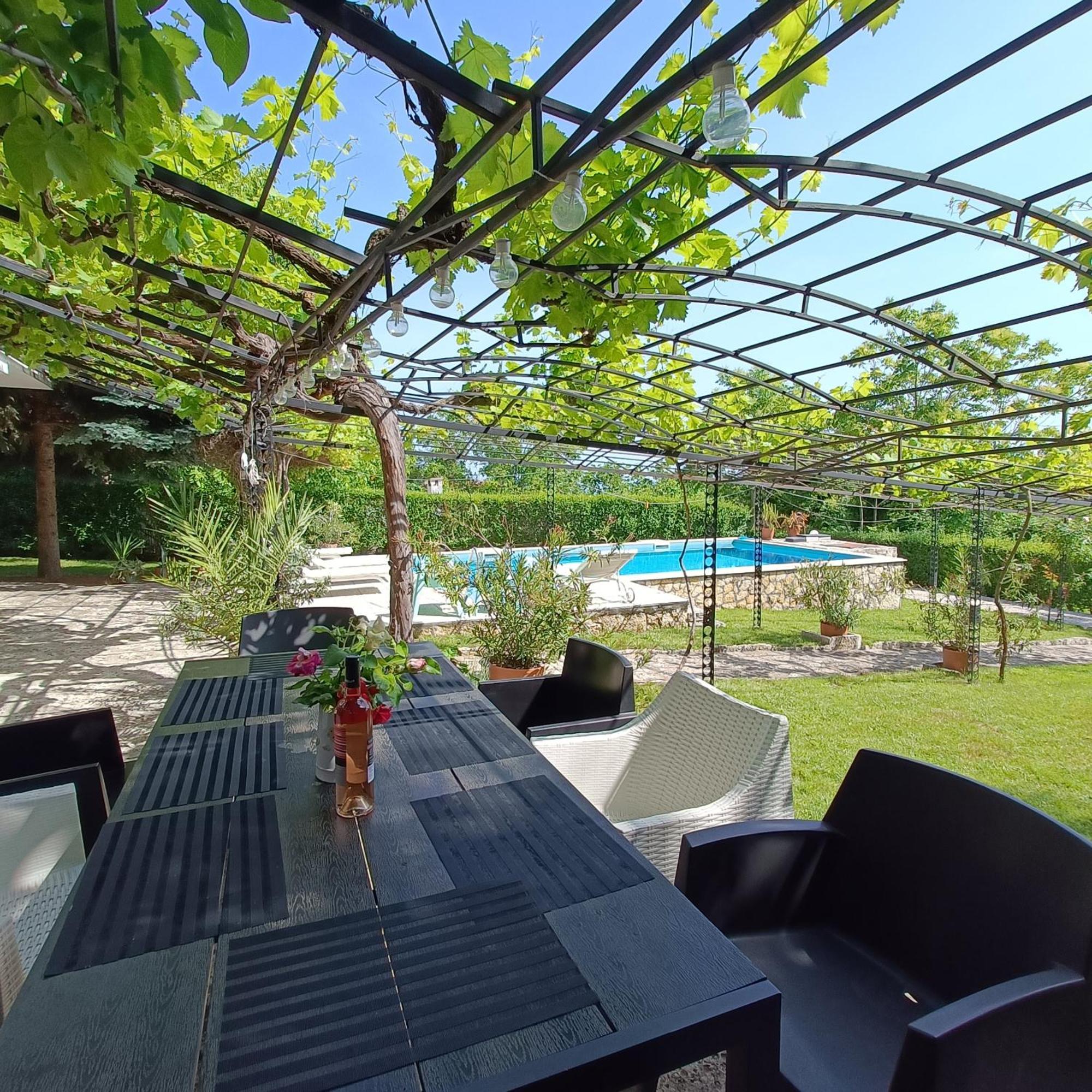 Villa Regina Serafina Balcic Exterior foto