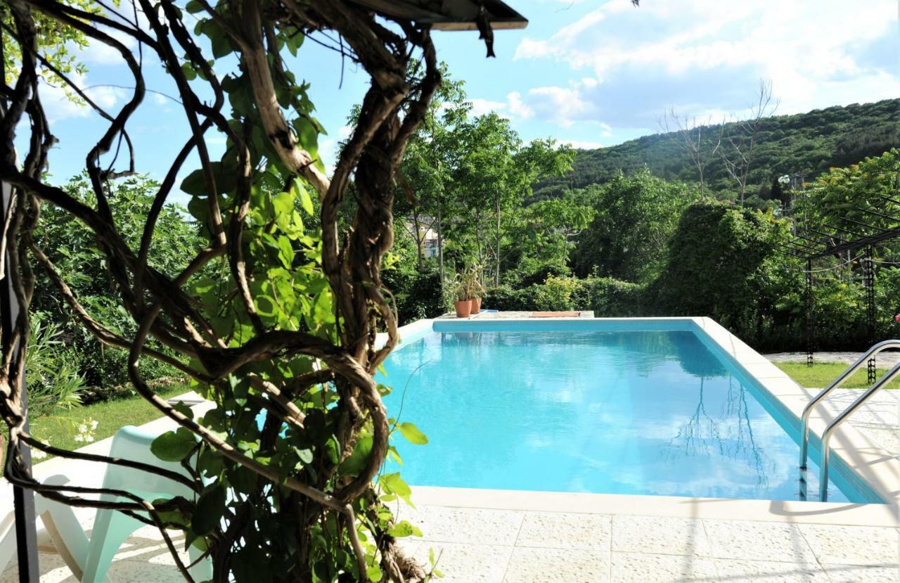 Villa Regina Serafina Balcic Exterior foto